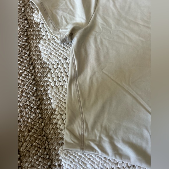 Lululemon Athletica Wundermost Crewneck Cream Short Sleeve Tee - Picture 3 of 7